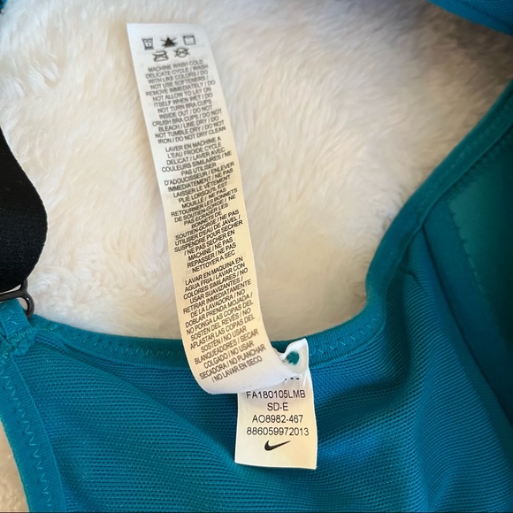 Nike dri-fit racerback aqua/ teal sports bra - Picture 14 of 15